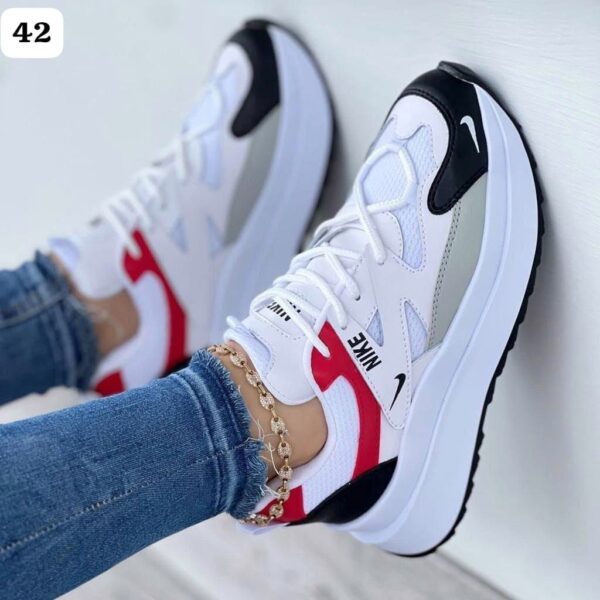 AG #9 NIKE - Image 2