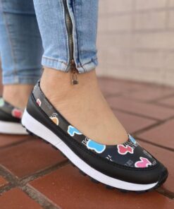 Alternative view of Baleta Tous