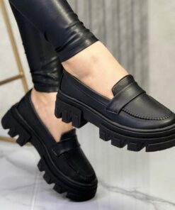 Alternative view of Mocasin sin Herraje