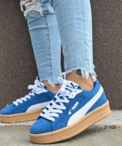 Alternative view of Deportivo Puma dama1