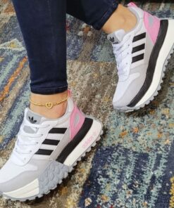 Alternative view of Adidas Tractor