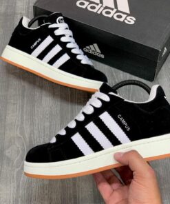 Alternative view of Campus Dama